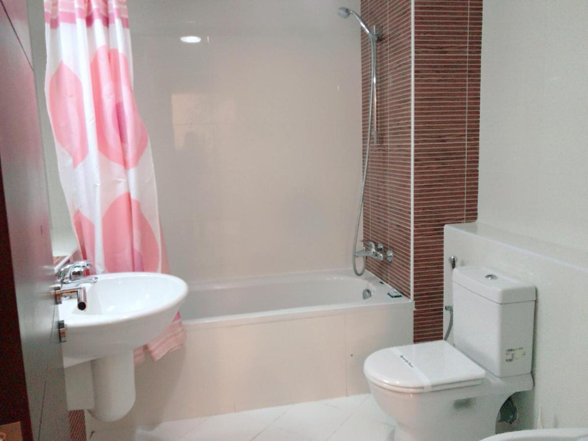 Stout Apartments Манама Номер фото